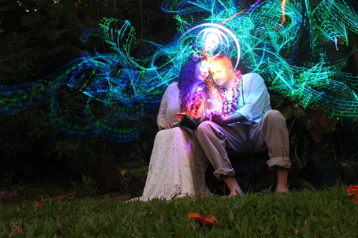 Hawaii Beach Light Painting Photography Session  - Photo 1 of 9
